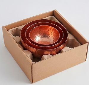 Ensemble de 3 bols à mélanger en cuivre martelé de qualité supérieure, de forme ronde, idéal pour les accessoires de cuisine et la préparation des aliments. - Product Image 6