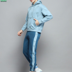 Chándal de Invierno Personalizado de Alta Calidad para Hombre, con Capucha, Estilo Urbano, Color Sólido, Corte Regular - Product Image 2