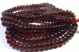 Perles de grenat naturel du Mozambique, 5-8 mm, perles rondes lisses, 15 pouces, pierres précieuses africaines rouges de haute qualité, perles percées au centre - Product Image 3