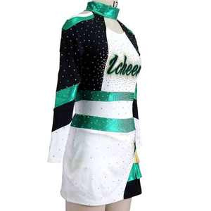 Uniformes de cheerleading personnalisés avec logo en strass, haut sans manches en spandex blanc, shorts 100% polyester, nouveau style, entraînement scolaire, OEM - Product Image 2
