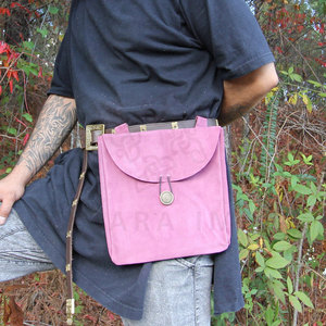Nueva Bolsa de Cinturón Medieval Renacentista de Diseño Histórico, Elegante y Hecha a Mano, de Cuero de Gamuza Violeta, con Cierre de Latón, Venta al Por Mayor - Product Image 4