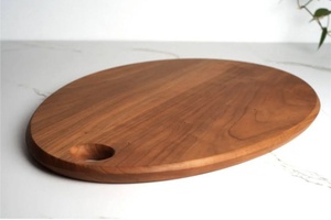 Tabla de cortar de madera con forma de lágrima, antideslizante, para cortar carne y queso en la cocina. - Product Image 3