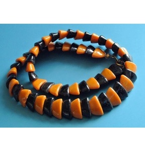 สร้อยคอเรซิ่นแฟนตาซีสำหรับผู้หญิง ดีไซน์โรแมนติก ประดับด้วยลูกปัด เหมาะสำหรับเป็นของขวัญงานแต่งงาน งานหมั้น งานครบรอบ งานเลี้ยง งานฝีมือเรซิ่น - Product Image 3