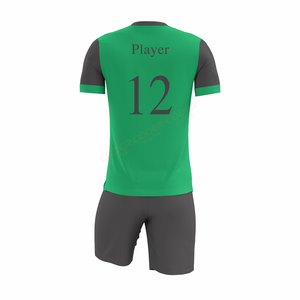 Tenues de football élégantes et confortables avec options de logo personnalisé, parfaites pour les équipes de football et les ligues amateur. - Product Image 6