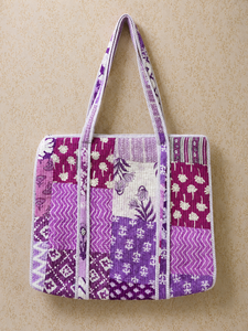 Sac fourre-tout de créateur violet en patchwork Kantha pour femme, fait main, matelassé en coton, style bohème, sac à bandoulière, fournisseur en gros - Product Image 1