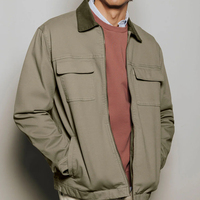 Jaket Pria Warna Hijau Zaitun Berbahan Corduroy dengan Kerah dan Ritsleting, Jaket Trucker Kanvas Katun Kustom, Kancing Depan, Model Boxy Fit, Mantel Kerja