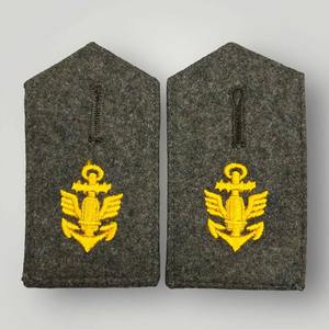 NOUVEAU Épaulettes de qualité supérieure, couleur personnalisée, pour uniforme de pilote, conception personnalisée, fabriquées au Pakistan - Product Image 1