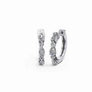 Nouvelles boucles d'oreilles créoles en diamant rond et poire, design éternel, avec diamants certifiés IGI et clarté VVS, bijoux fins pour femmes - Product Image 3