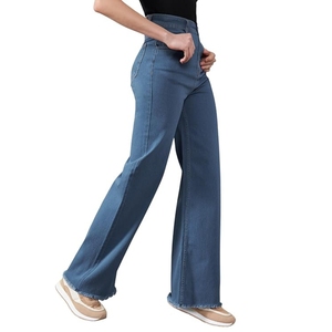 Jeans de Mezclilla Elásticos de Corte Recto y Tiro Alto para Mujer - Product Image 1