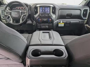<span class=keywords><strong>Chevrolet</strong></span> <span class=keywords><strong>Silverado</strong></span> Trailboss 6.2 <span class=keywords><strong>V8</strong></span> blanc d'occasion 2022-2025 avec caméra arrière Année modèle - Product Image 2
