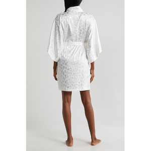 Vente en gros d'usine, robe en soie 100%, longues robes en soie pour femmes, robe en satin grande taille pour femmes, vêtements de nuit sexy de qualité - Product Image 3