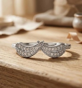 Magnifique bague de fiançailles en or massif 10K 14K 18K avec diamant rond de laboratoire de couleur DEF, clarté VS VVS, certifié IGI, design feuille - Product Image 3