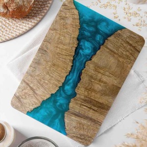 Nuevo bloque de madera para cortar rectangular con incrustaciones de resina azul, diseño antideslizante, apto para lavavajillas, empaque individual. - Product Image 1