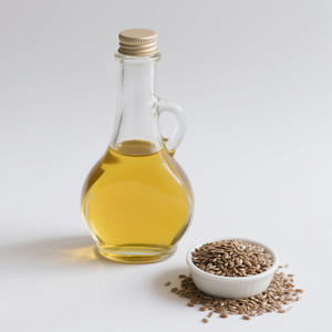 Aceite de semilla de frambuesa roja 100% puro, natural, orgánico y prensado en frío al por mayor para hidratar la piel y el cabello. - Product Image 1