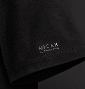 Camiseta Urbana Premium para Hombre de Micah Corporation |   Diseño de Letras con Efecto Degradado |   Mezcla de Algodón/Poliéster, Seda Antipilling - Product Image 6
