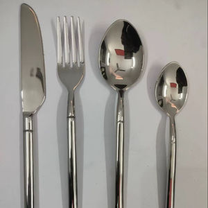 Vaisselle jetable en acier inoxydable couleur or, couverts de cuisine comprenant des fourchettes, des couteaux, des cuillères à table et des cuillères à café pour la maison - Product Image 1