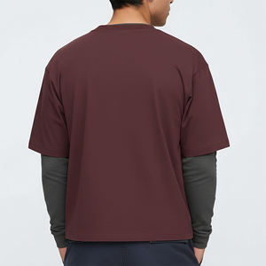 เสื้อยืดคอกลมแขนสั้นผู้ชาย สีพื้น ผ้าถัก สไตล์ลำลอง ทรงปกติ ดีไซน์เรียบง่าย - Product Image 1