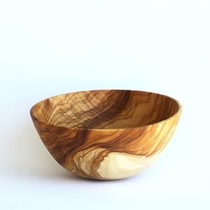 Tazón de Madera de Olivo Hecho a Mano, Estilo Rústico Moderno por HWC - Product Image 5