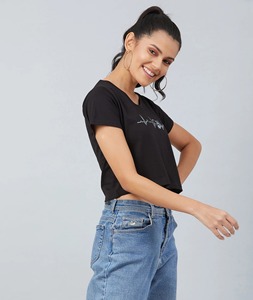 Camiseta corta de algodón para mujer con hombros caídos, corte holgado y oversize, manga corta, cuello redondo, estilo casual streetwear - Product Image 3