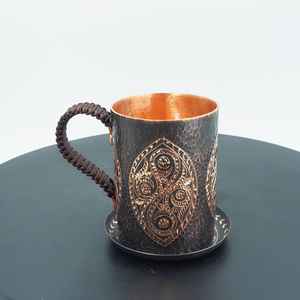 Mug en cuivre martelé à la main gravé, avec poignée tressée, 400 ml, écologique, anti-fuite, style vintage, pour bar et maison, vente en gros - Product Image 3