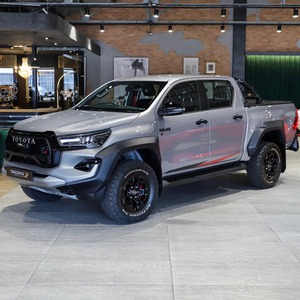 Toyota Hilux 2.8 GD-6 GR-Sport 4x4 Usada, Año 2025 - Product Image 2