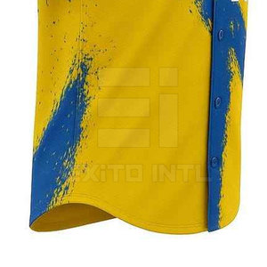 เสื้อเบสบอลพิมพ์ลายดิจิทัลคุณภาพสูง ระบายอากาศได้ดี ผลิตจากโพลีเอสเตอร์ 100%  ออกแบบโลโก้ได้ตามต้องการ น้ำหนักเบา เหมาะสำหรับกีฬา - Product Image 5