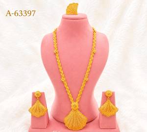 Traditional Indian Gold Finish Statement Necklace & Earrings Jewelry <b>Sete</b> A-63392 - Product Image 6