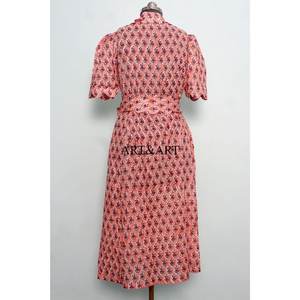 Hermoso Vestido Midi de Algodón para Mujer, Estampado Floral a Mano, Estilo Dulce y Lindo, para Uso Diario, Casual o de Fiesta, con Cintura Natural y Diseño Sólido - Product Image 6