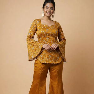 Conjunto de Dos Piezas Étnico para Mujer Fandy Silk, Listo para Usar, con Bordado, Lentejuelas y Cuentas, Top y Pantalón Palazzo - Product Image 1