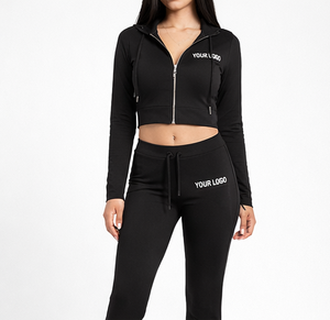 Conjunto Deportivo de Dos Piezas para Mujer con Logotipo Personalizado, Sudadera Corta con Cierre y Pantalones Deportivos de Cintura Alta - Product Image 1