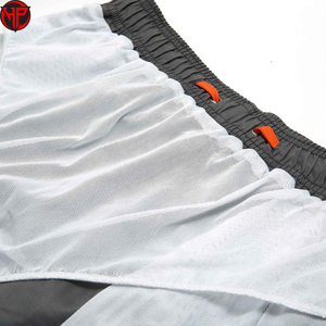 Shorts de bain pour hommes OEM confortables, à séchage rapide, en sublimation, recyclables, avec logo personnalisé, imprimé classique décontracté - Product Image 3