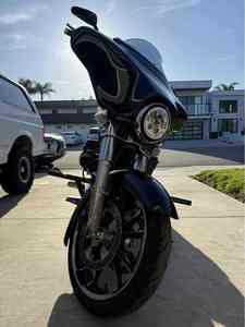 Motocyclette Harley-Davidson Street Glide Cruiser d'occasion 2013 à vendre Custom US PremiumRide TouringPower BoldLook 1040 - Product Image 2