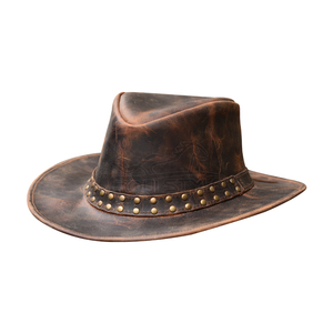 Chapeau en cuir clouté marron fait main, élégant, style western, robuste, pour l'aventure en plein air, chapeaux de cowboy personnalisés, vente en gros - Product Image 1