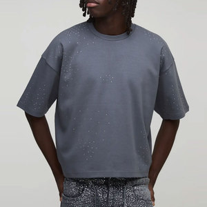 Camiseta Gris de Manga Corta Más Vendida con Diseño de Puntos, Cuello Redondo, Tejido de Punto Informal, Transpirable, Estilo Urbano, con Pedrería - Product Image 1