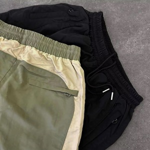 ชุดวอร์มแบบ unisex สีสันตัดกัน แขนยาว กางเกงลำลองรูดเชือก มีกระเป๋าข้าง เหมาะสำหรับใส่ในฤดูใบไม้ร่วง ทรงปกติ ผลิตจากผ้าโพลีเอสเตอร์ผสมฝ้าย - Product Image 4
