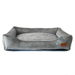 Pet <b>Bed</b> Manufacturer Wholesale Custom Logo Warm Faux Fur Striped Rectangle <b>Dog</b> <b>Bed</b> Luxury Carton - Product Image 2