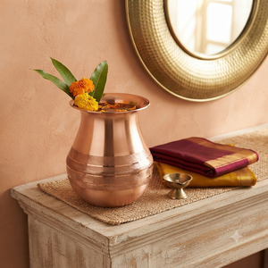 Pot en laiton artisanal, récipient traditionnel indien pour la Pooja, décoration de temple domestique, cérémonie de Puja, rituel de mariage, cadeau spirituel - Product Image 2