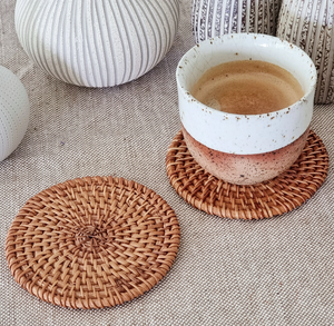 ที่รองแก้วหวายทำมือสุดวิเศษสำหรับกาแฟ ชา สีธรรมชาติ และงานฝีมือราคาถูกที่สุด - Product Image 1