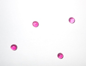 Rubis étoilé transparent rond 4x4 mm 1 carat, cabochon poli créé en laboratoire avec effet étoile à 6 branches pour la fabrication de bijoux - Product Image 5