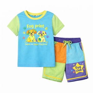 Conjunto de camiseta y pantalones cortos con bloques de color para niños, con estampado de perro y logo de Fog Club, ropa casual con cintura con cordón ajustable. - Product Image 1