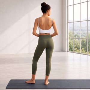 Soutien-gorge de sport sans armatures pour femme, maintien léger |   Soutien-gorge de yoga dos nu à bretelles spaghetti |   Tissu extensible en polyester et élasthanne - Product Image 2