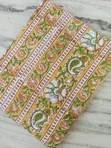 Tela de algodón estampada a mano de la India, tela de algodón suave con estampado a mano, proveedor mayorista de exportación, proveedor listo para pedidos al por mayor. - Product Image 5