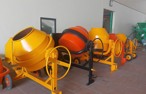 VENTA CALIENTE Mezclador de cemento portátil 250L 350L Mezclador de concreto Precio de fábrica al por mayor - Product Image 4