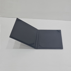 Titulaire de certificat de taille QP en cuir PU de haute qualité - Product Image 1