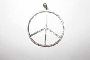 Colgante de Plata de Ley 925 Chapado en Oro con Diamantes Pavé y Diseño de Paz, Estilo Antiguo, para Mujer, 50x50mm - Product Image 6