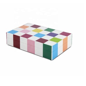 Boîte de rangement de bijoux incrustée de résine multicolore de haute qualité avec couvercle boîte de rangement faite à la main boîte à bijoux décorative pour les femmes - Product Image 1