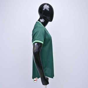 รับผลิตเสื้อยืดคุณภาพพรีเมียมแบบขายส่ง เสื้อกีฬาสีเขียว คอวี ผ้าตาข่าย แต่งขอบสีขาว แขนสั้น - Product Image 2