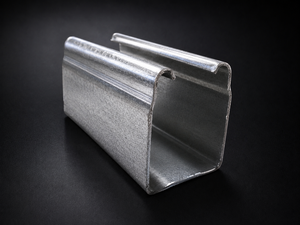 Perfil de Acero Extruido en U, Sistemas de Rodillos para Puertas y Ventanas Corredizas, Estructura Industrial Moderna de 5 mm - Product Image 3