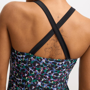 ZABEX SPORTS Maillot de bain une pièce élégant pour femme, séchage rapide, personnalisable avec logo - Product Image 4