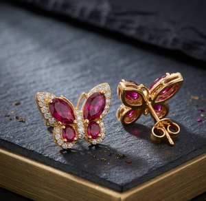 ต่างหูรูปผีเสื้อประดับโกเมนสีแดง งานแฮนด์เมด หลายขนาด เงินแท้ 925 ชุบทอง 18K เครื่องประดับสุดหรู - Product Image 4